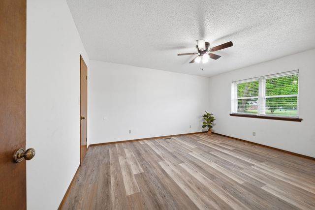 1100 N Oseuma Avenue, Claremore, OK 74017