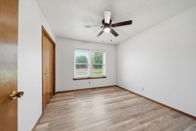 1100 N Oseuma Avenue, Claremore, OK 74017
