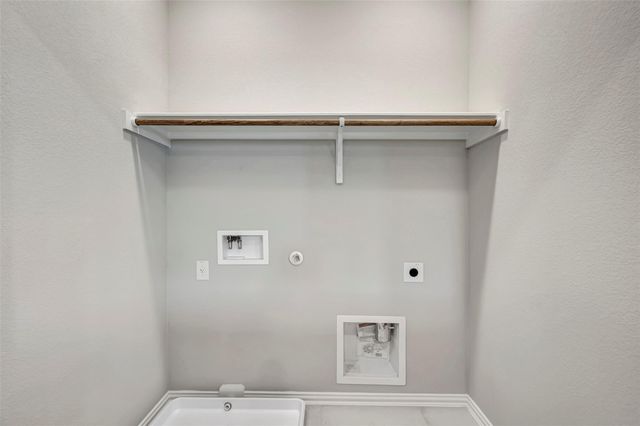 186 Grayson Elm PASS, Dripping Springs, TX 78620