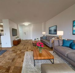 16 Lake Street 7B, White Plains, NY 10603