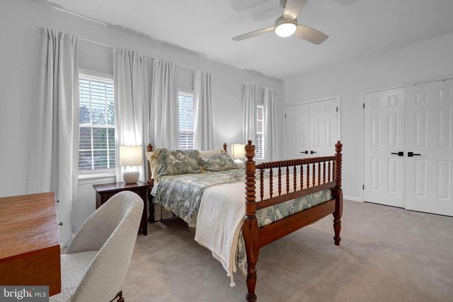 5922 MUNSON CT, Falls Church, VA 22041