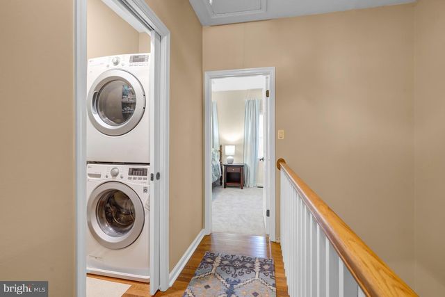 5922 MUNSON CT, Falls Church, VA 22041