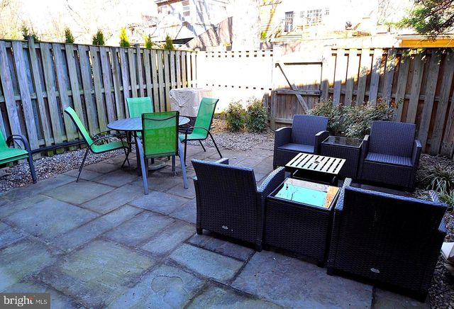 5922 MUNSON CT, Falls Church, VA 22041