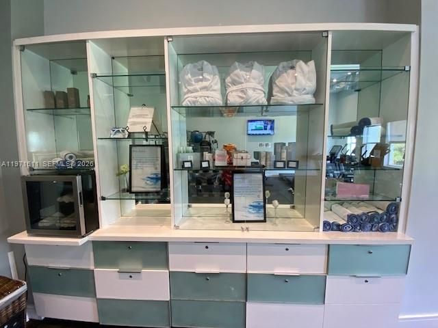 5300 NW 87th Ave 316, Doral, FL 33178