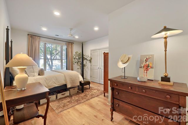 518 Clarice Avenue 100, Charlotte, NC 28204