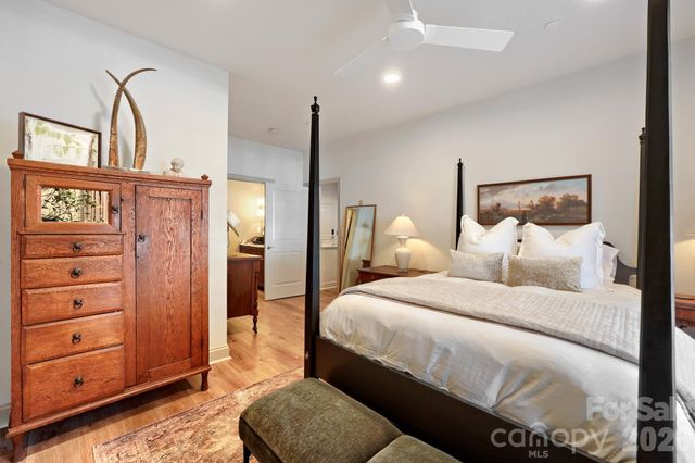 518 Clarice Avenue 100, Charlotte, NC 28204