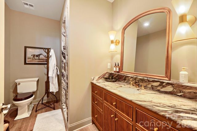 518 Clarice Avenue 100, Charlotte, NC 28204