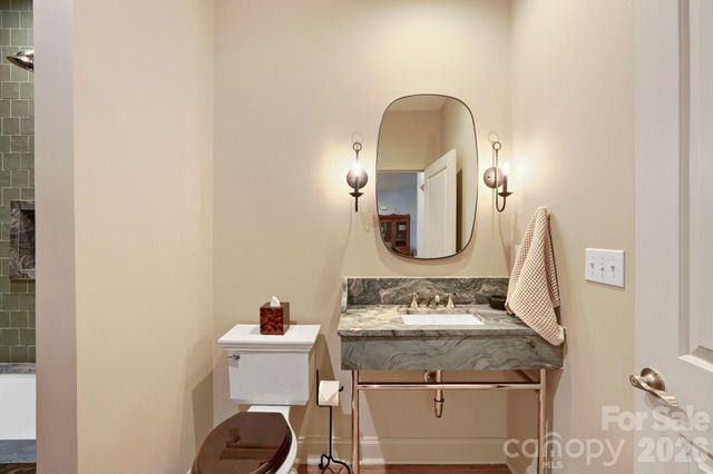 518 Clarice Avenue 100, Charlotte, NC 28204