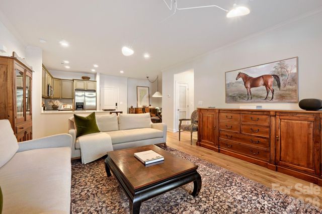 518 Clarice Avenue 100, Charlotte, NC 28204