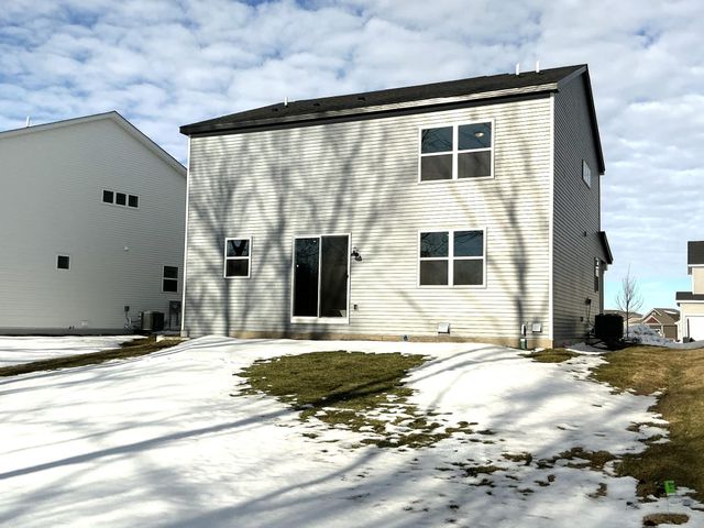1873 Charleston Lane, Waconia, MN 55387