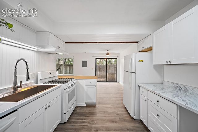 4735 Barnes Road, Colorado Springs, CO 80917