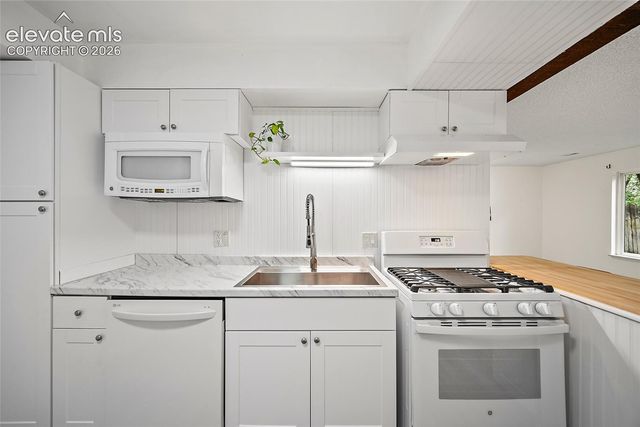 4735 Barnes Road, Colorado Springs, CO 80917