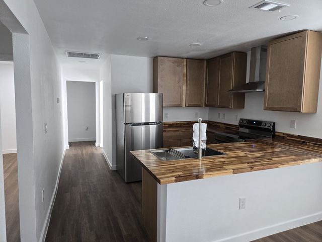 2506 SOUTHLAND, Dallas, TX 75215