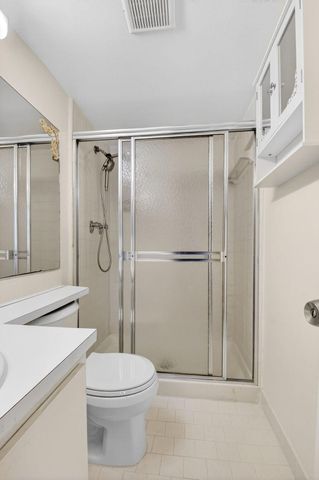 321 Knotty Pine Circle C-2, Greenacres, FL 33463