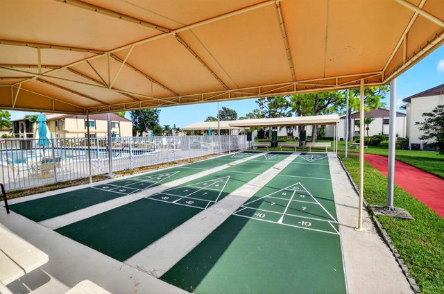 321 Knotty Pine Circle C-2, Greenacres, FL 33463