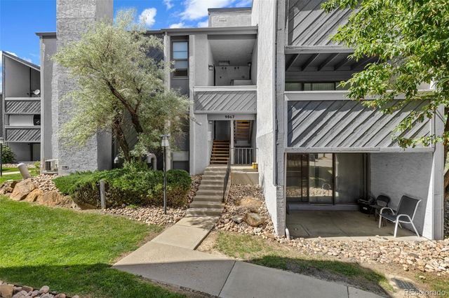 9867 E Peakview Avenue E1, Englewood, CO 80111