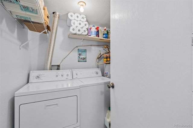 9867 E Peakview Avenue E1, Englewood, CO 80111