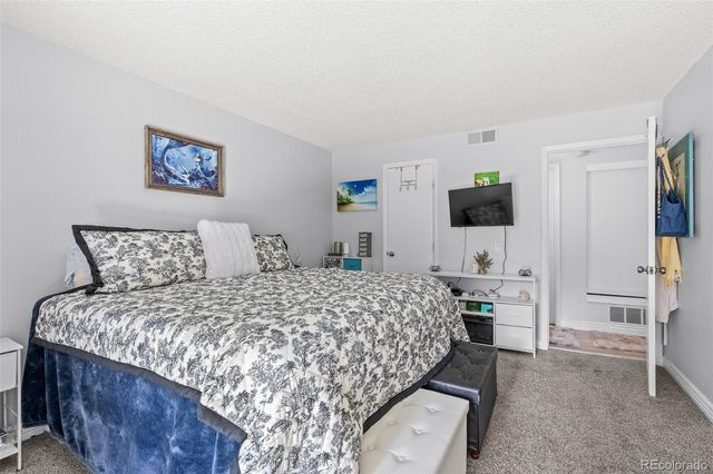 9867 E Peakview Avenue E1, Englewood, CO 80111