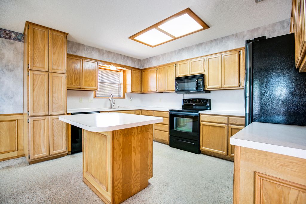 Image 14 of property listing at 4201 Shefflera Drive, San Angelo, TX 76904