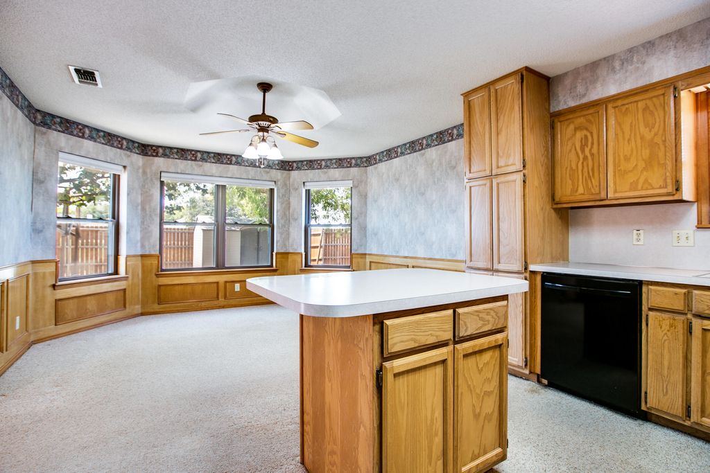 Image 15 of property listing at 4201 Shefflera Drive, San Angelo, TX 76904