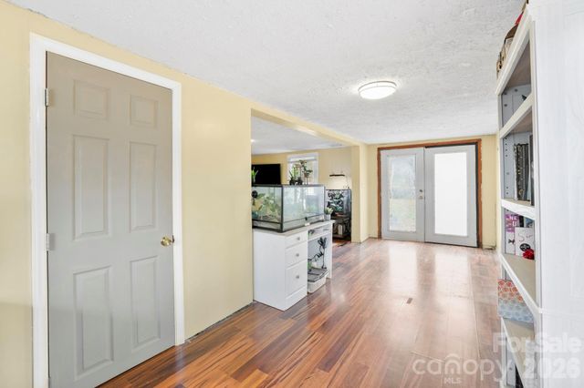 38 Pisgah View Road, Asheville, NC 28806