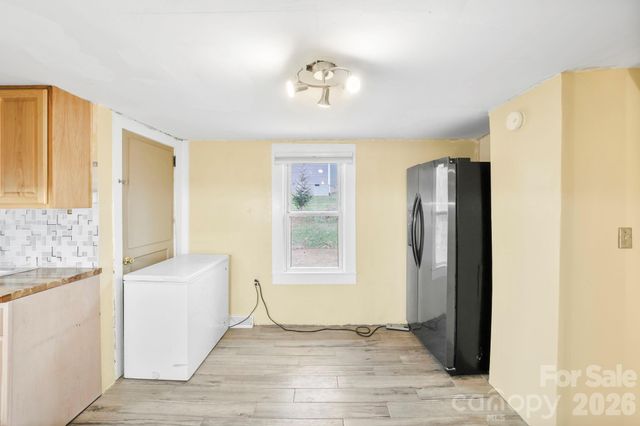 38 Pisgah View Road, Asheville, NC 28806