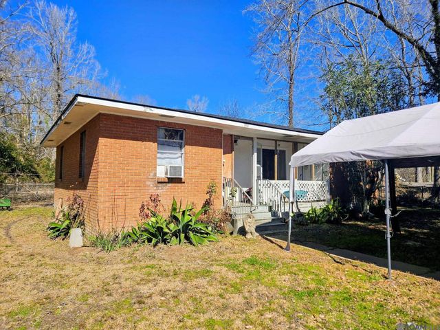 8451 Steve Johnson Dr, St Francisville, LA 70775