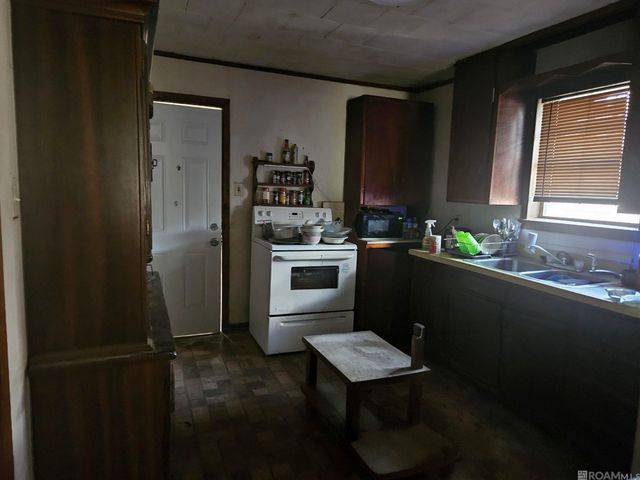 8451 Steve Johnson Dr, St Francisville, LA 70775