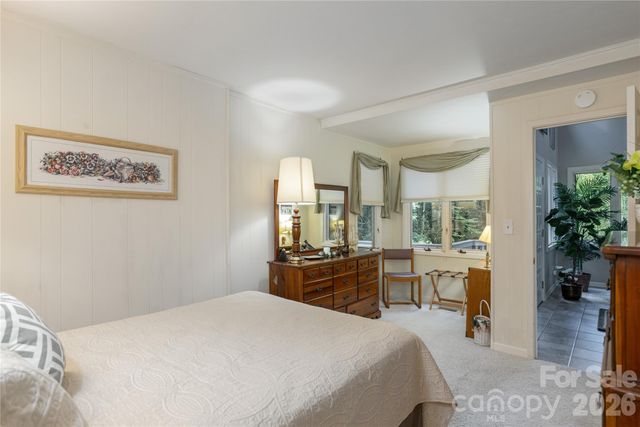 1270 Glen Cannon Drive, Pisgah Forest, NC 28768