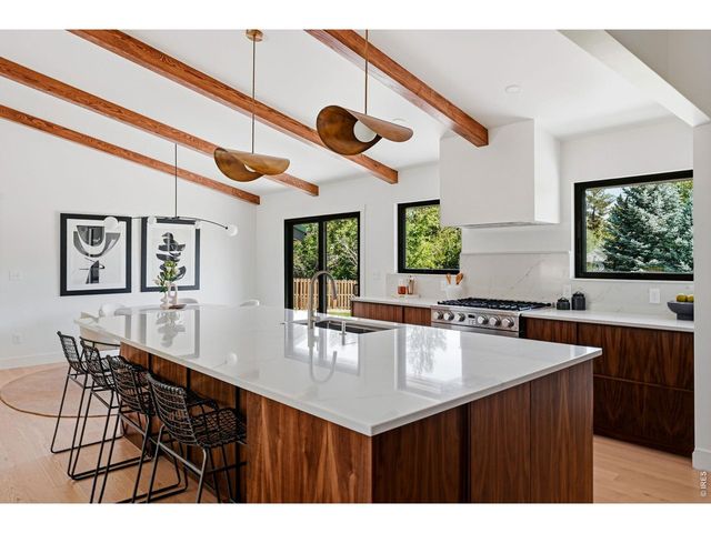 922 Club View Rd, Fort Collins, CO 80524