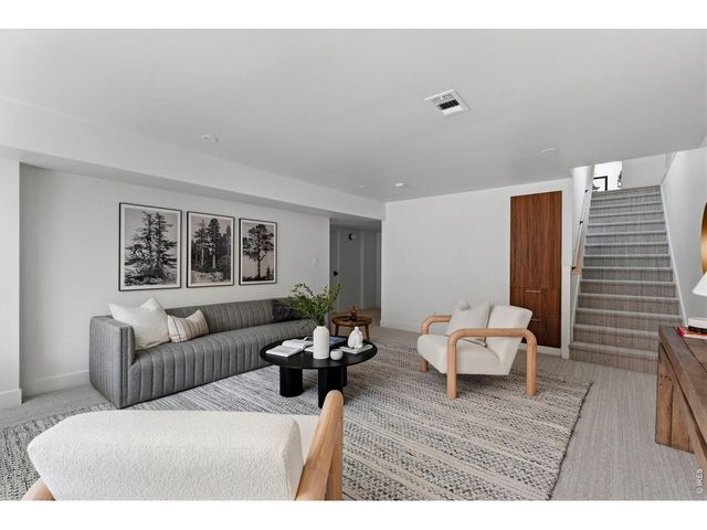 922 Club View Rd, Fort Collins, CO 80524