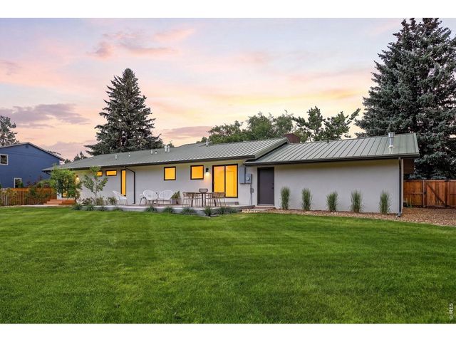 922 Club View Rd, Fort Collins, CO 80524