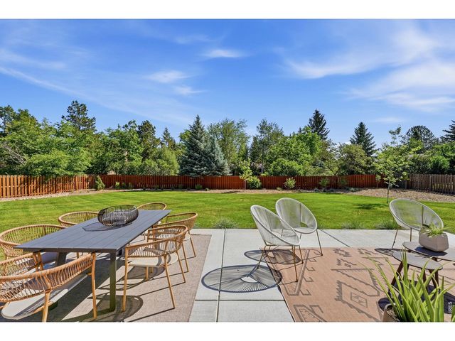 922 Club View Rd, Fort Collins, CO 80524