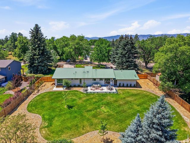 922 Club View Rd, Fort Collins, CO 80524