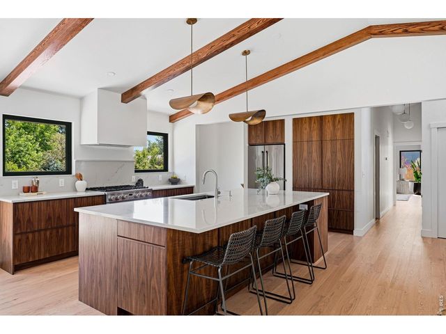 922 Club View Rd, Fort Collins, CO 80524