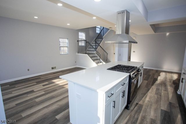 267 Perry Ave, Union Twp., NJ 07083