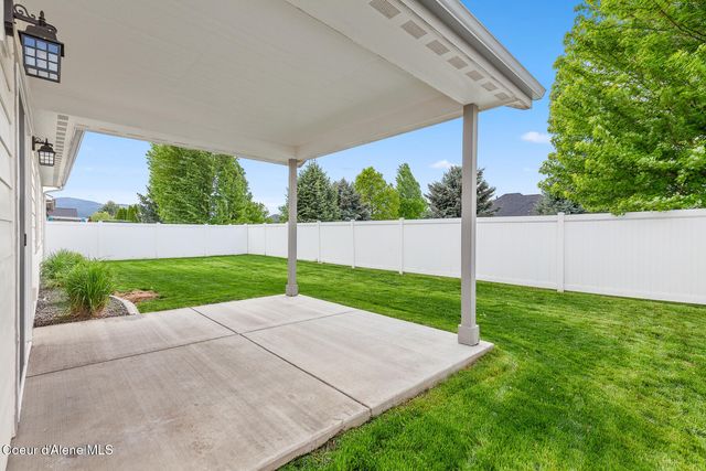 3393 N Coleman St, Post Falls, ID 83854