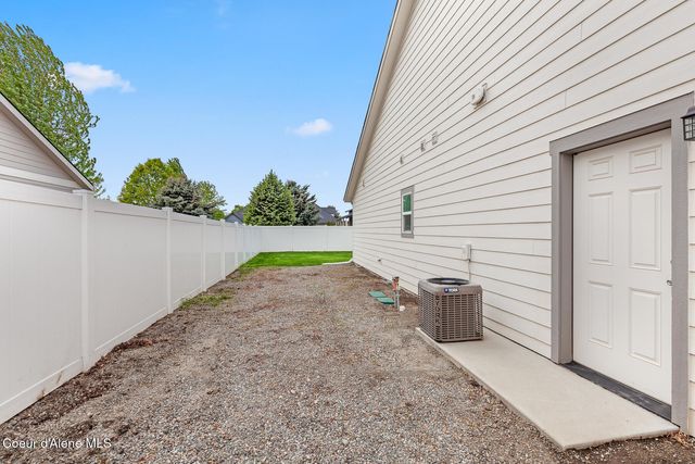 3393 N Coleman St, Post Falls, ID 83854