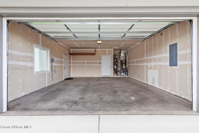 3393 N Coleman St, Post Falls, ID 83854