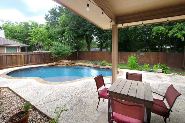 1104 Old Mill RD, Cedar Park, TX 78613