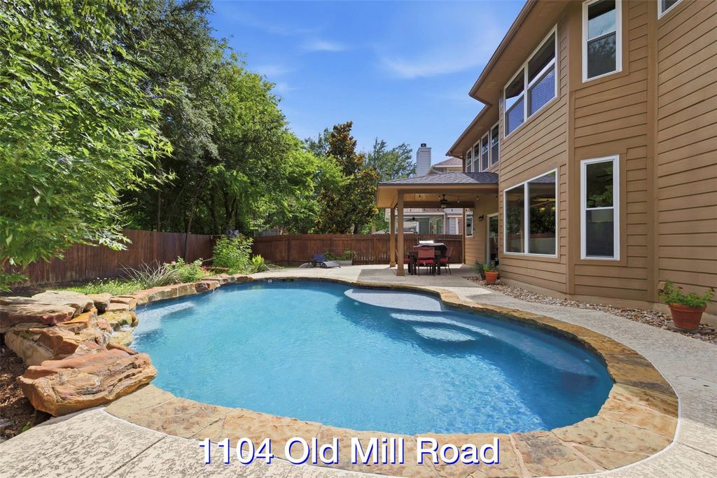 1104 Old Mill RD, Cedar Park, TX 78613