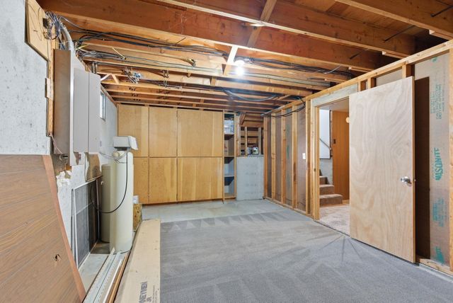 806 S Adams Rd, Spokane Valley, WA 99037