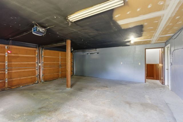 806 S Adams Rd, Spokane Valley, WA 99037