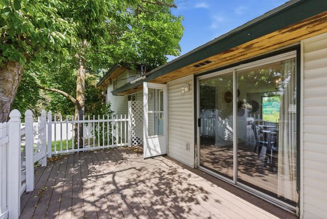 806 S Adams Rd, Spokane Valley, WA 99037