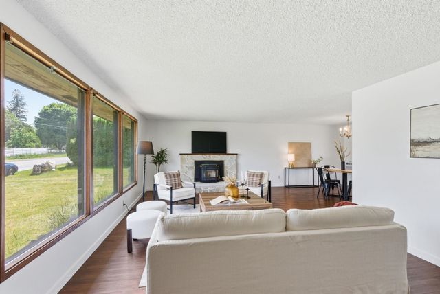 806 S Adams Rd, Spokane Valley, WA 99037