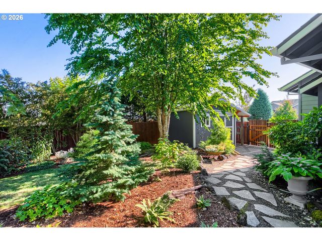 4803 Se VIEWPOINT Dr, Troutdale, OR 97060