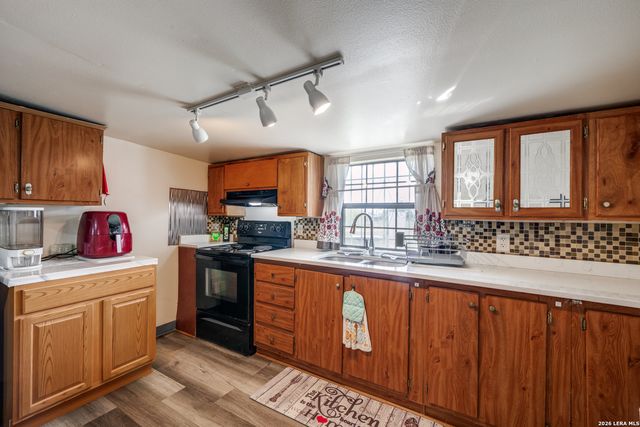 12758 Fm 1346, Saint Hedwig, TX 78152