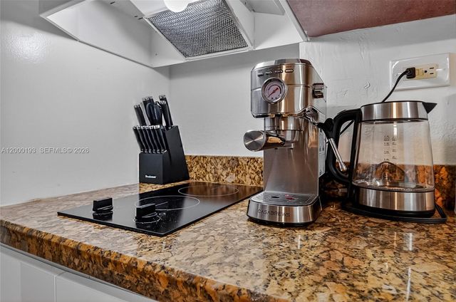 19201 Collins Avenue 1123, Sunny Isles Beach, FL 33160