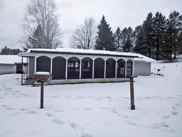 13733 RIVER LANE, Mountain, WI 54149