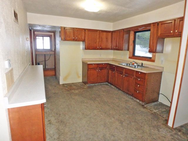 13733 RIVER LANE, Mountain, WI 54149